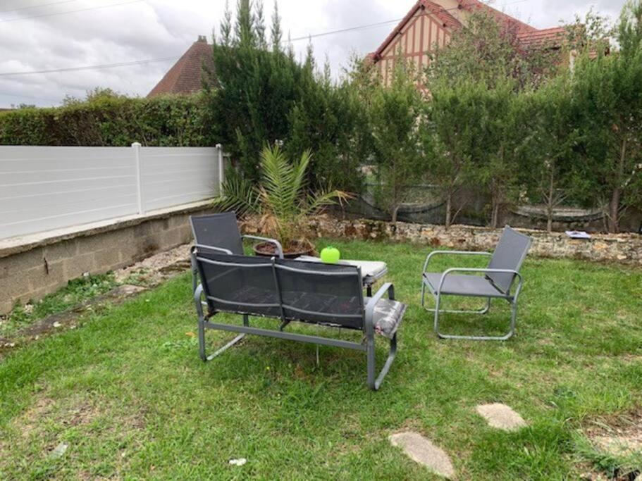Maisonette Avec Jardin エヴルー エクステリア 写真